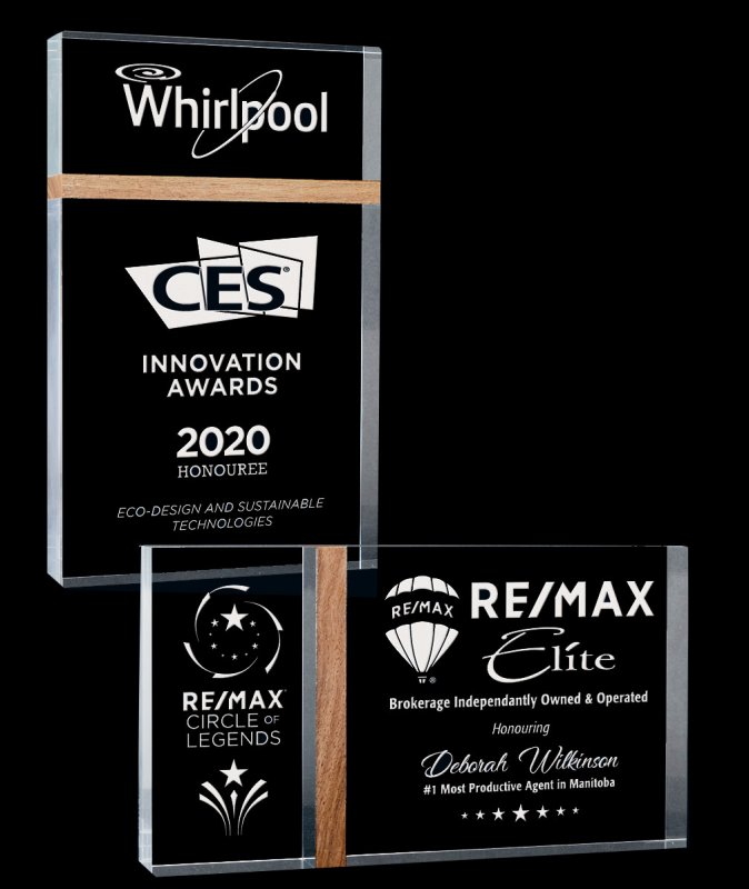 Beaver, Clear, Solid Walnut, Acrylic Award – 7” - Click Image to Close